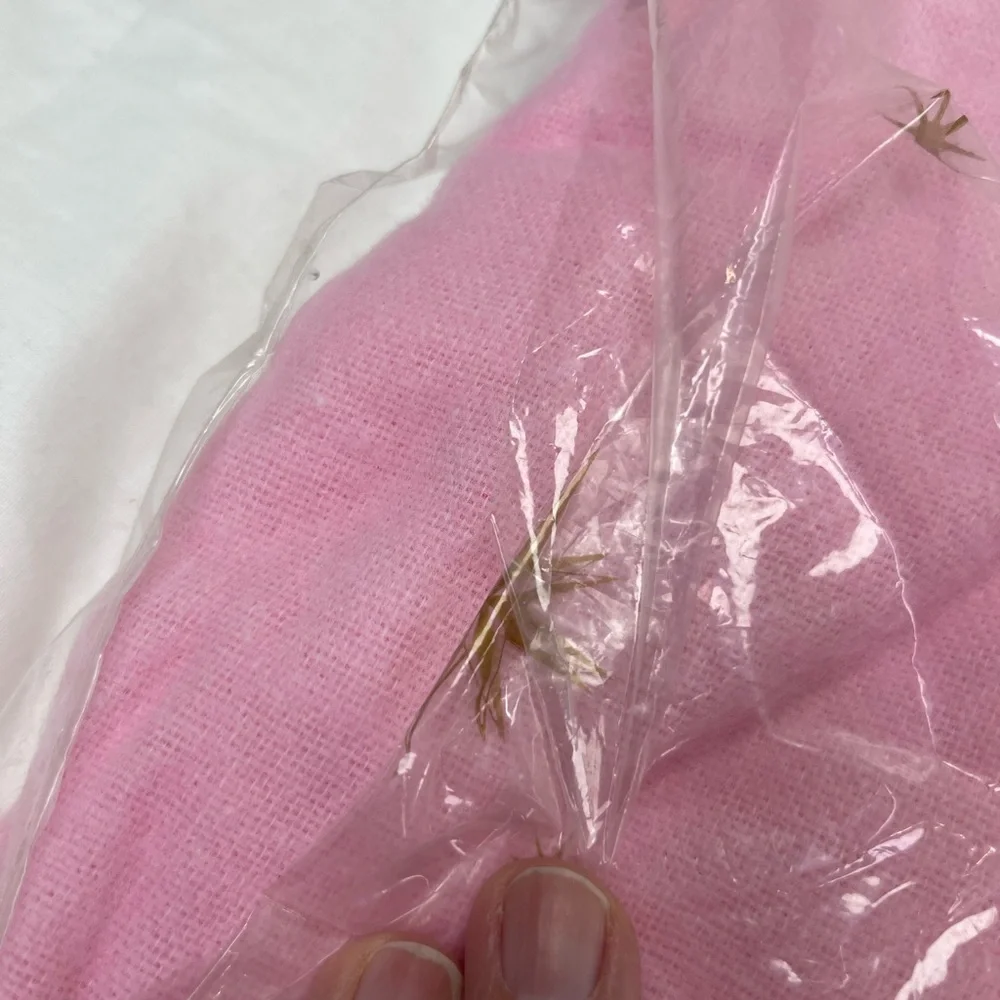 ⭐️Vintage Beacon Pink and Gold Stardust Sheet Blanket 70 x 90